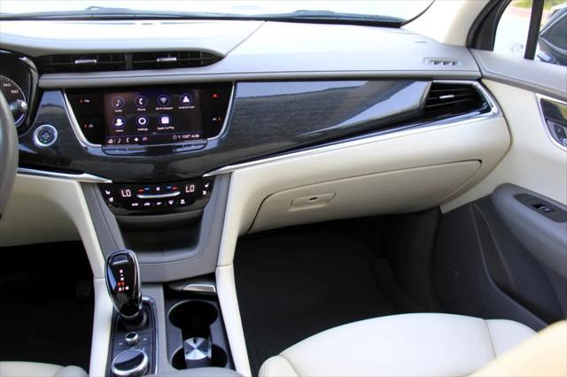 used 2022 Cadillac XT6 car, priced at $24,900