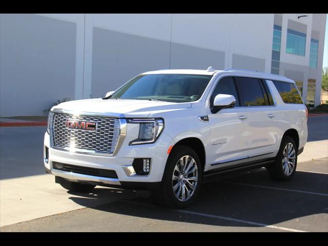 used 2022 GMC Yukon XL car, priced at $47,900