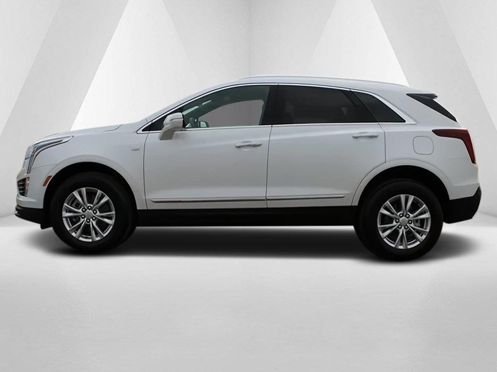 new 2025 Cadillac XT5 car, priced at $43,788