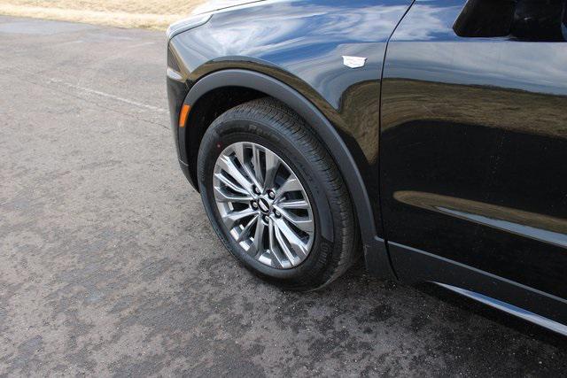 new 2025 Cadillac XT4 car, priced at $45,765