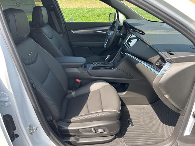 new 2025 Cadillac XT6 car, priced at $51,110