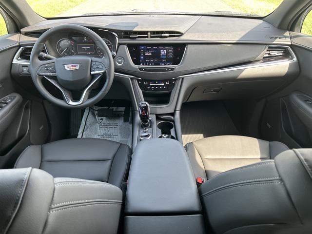 new 2025 Cadillac XT6 car, priced at $51,110