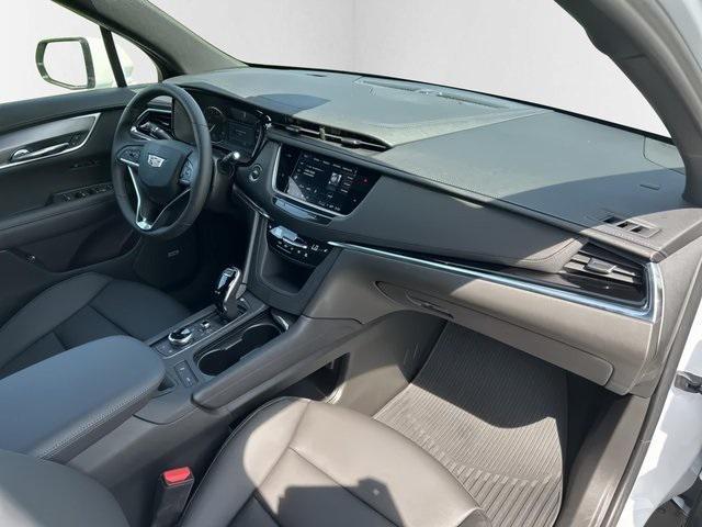 new 2025 Cadillac XT6 car, priced at $49,188
