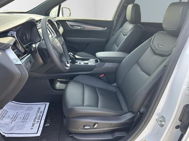 new 2025 Cadillac XT6 car, priced at $49,188