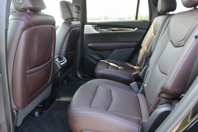 used 2022 Cadillac XT6 car, priced at $27,196