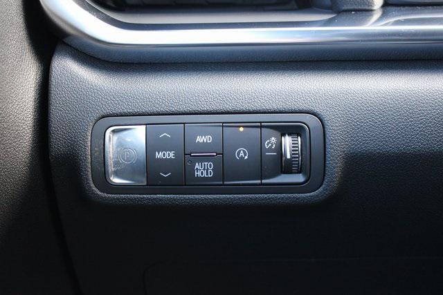 new 2025 GMC Terrain car, priced at $29,856