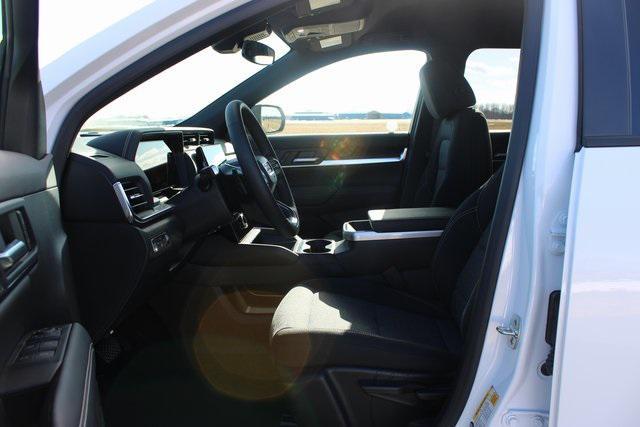 new 2025 GMC Terrain car, priced at $29,856