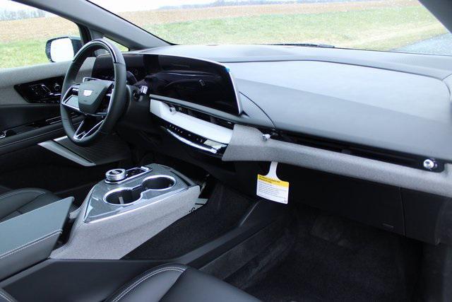 new 2025 Cadillac OPTIQ car, priced at $54,590
