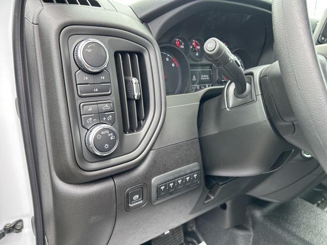 new 2025 GMC Sierra 2500 car, priced at $51,405