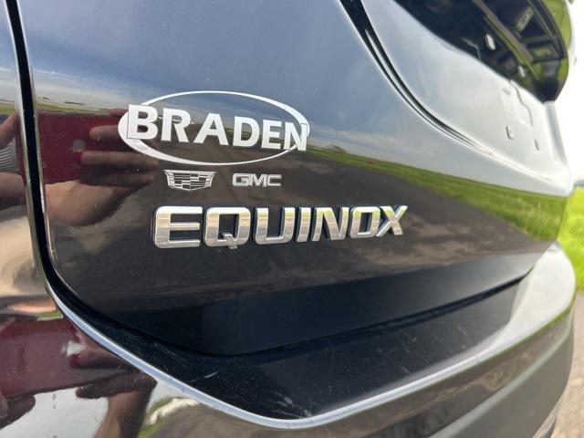 used 2022 Chevrolet Equinox car, priced at $17,396
