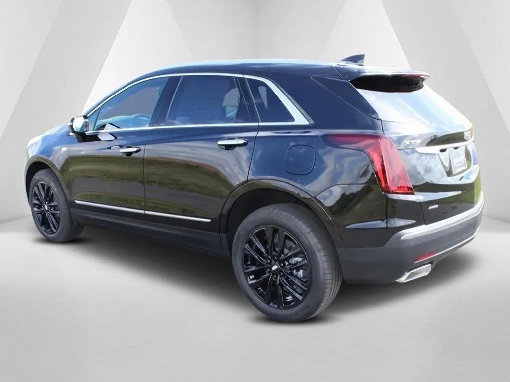 new 2025 Cadillac XT5 car, priced at $46,314
