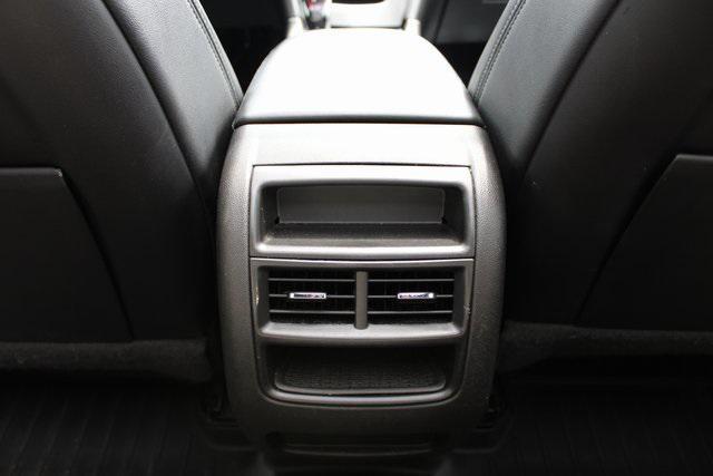 used 2021 Cadillac XT5 car, priced at $24,387