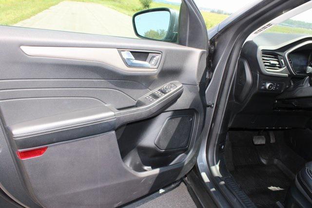 used 2022 Ford Escape car, priced at $22,517
