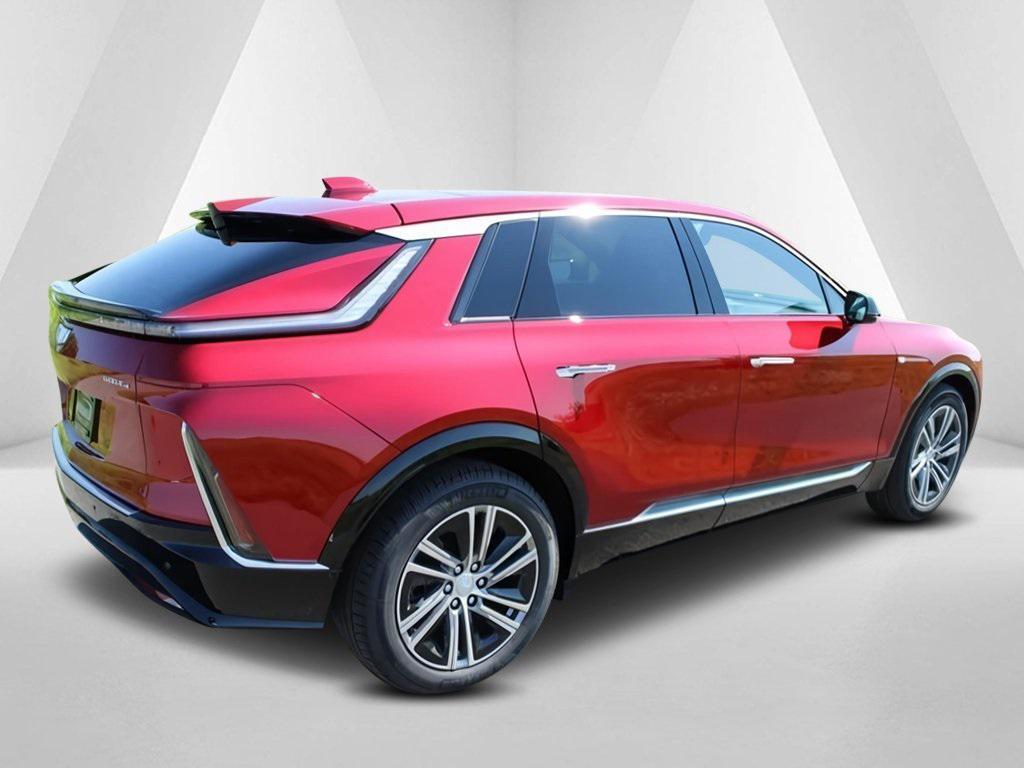 new 2025 Cadillac LYRIQ car, priced at $59,118