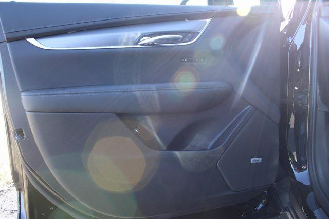 new 2025 Cadillac XT6 car, priced at $50,510