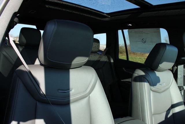 new 2025 Cadillac XT6 car, priced at $50,510