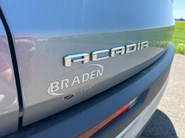new 2025 GMC Acadia car, priced at $46,375