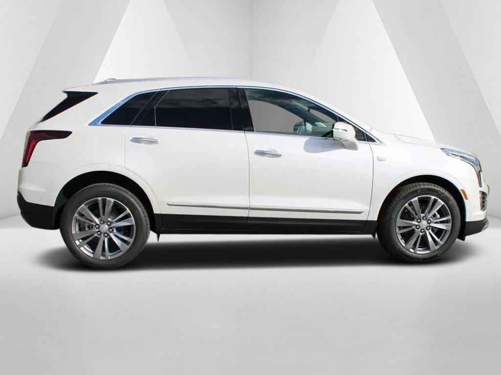 new 2025 Cadillac XT5 car, priced at $56,740