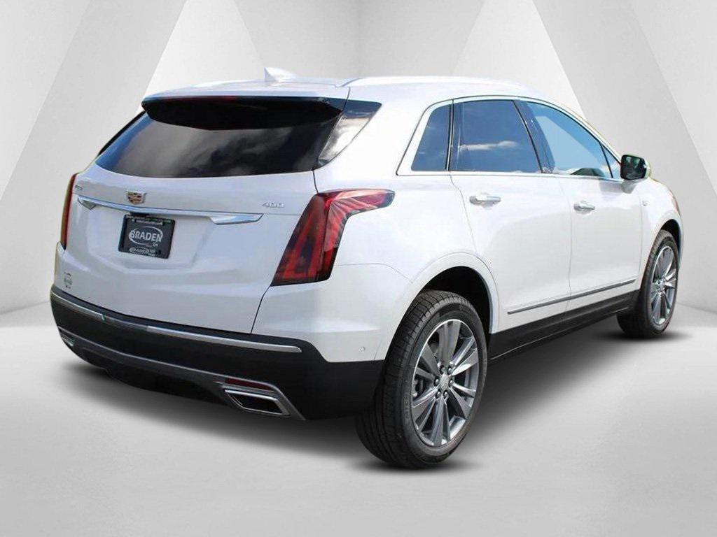 new 2025 Cadillac XT5 car, priced at $56,740