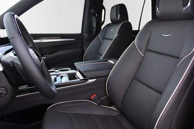 new 2025 Cadillac Escalade car, priced at $109,090