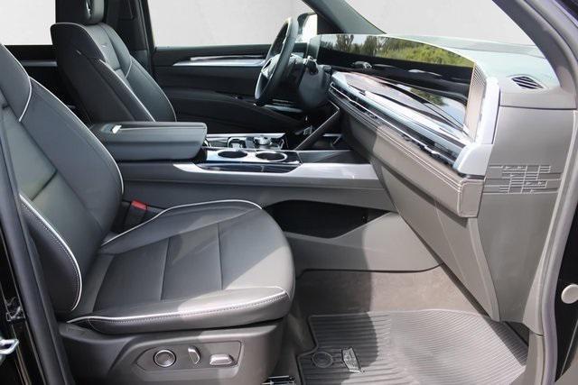 new 2025 Cadillac Escalade car, priced at $109,090