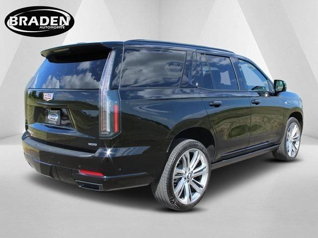 new 2025 Cadillac Escalade car, priced at $109,090