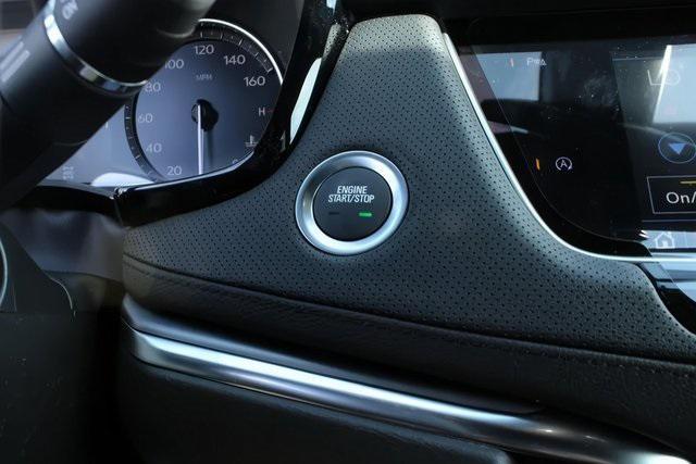 new 2025 Cadillac XT5 car, priced at $45,897