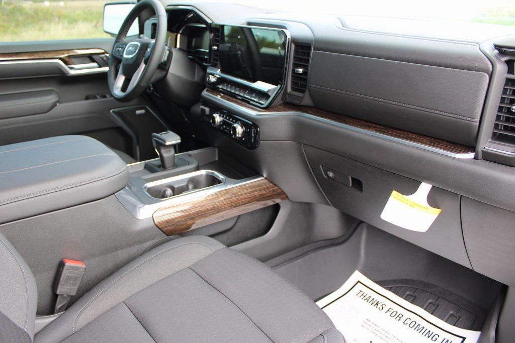 new 2025 GMC Sierra 1500 car, priced at $54,858