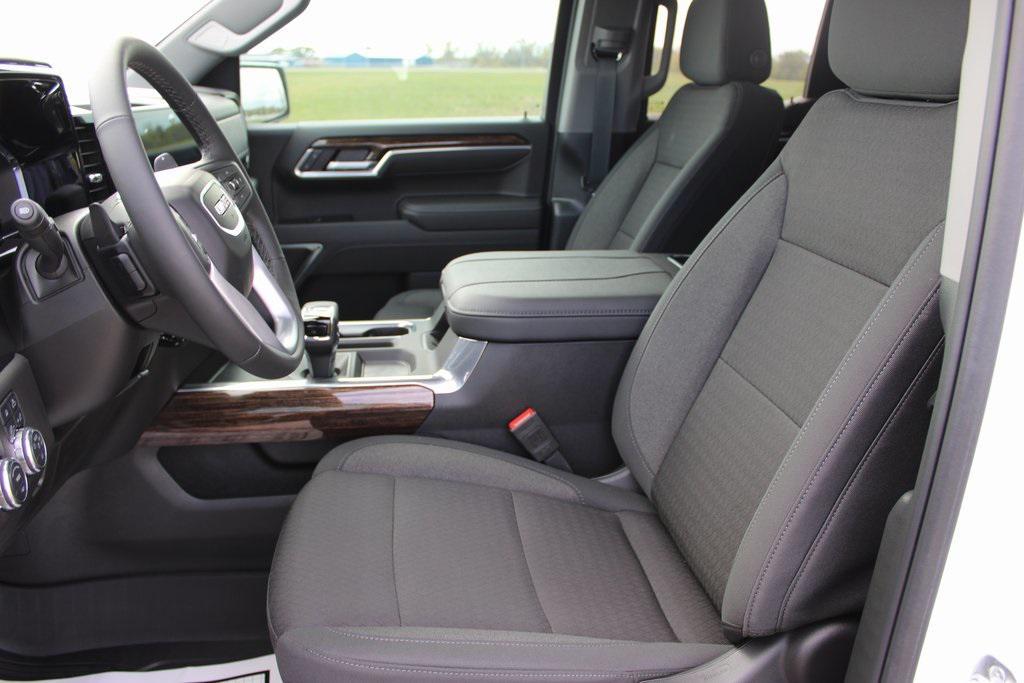 new 2025 GMC Sierra 1500 car, priced at $54,858