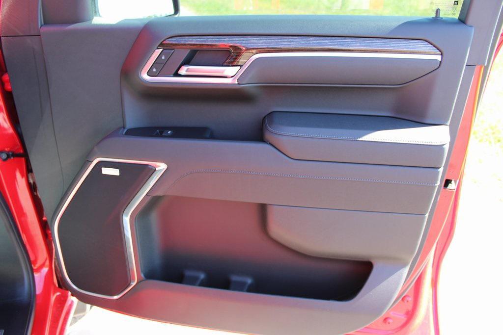 new 2025 GMC Sierra 1500 car, priced at $54,634