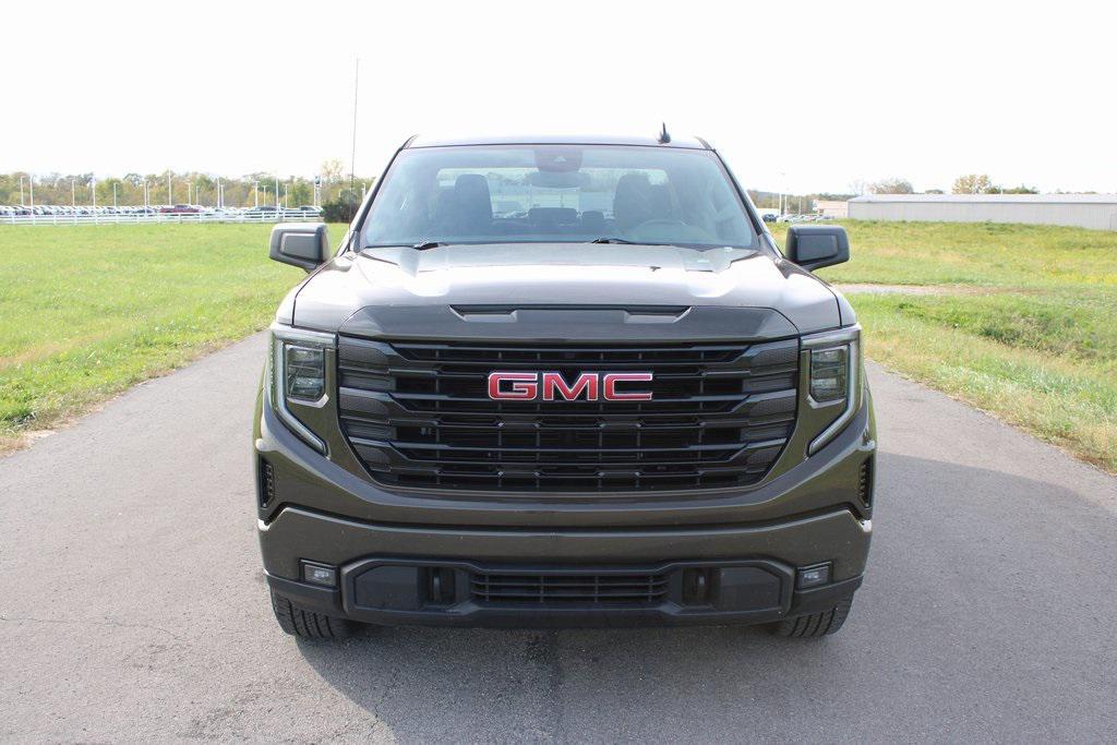 used 2023 GMC Sierra 1500 car, priced at $33,000