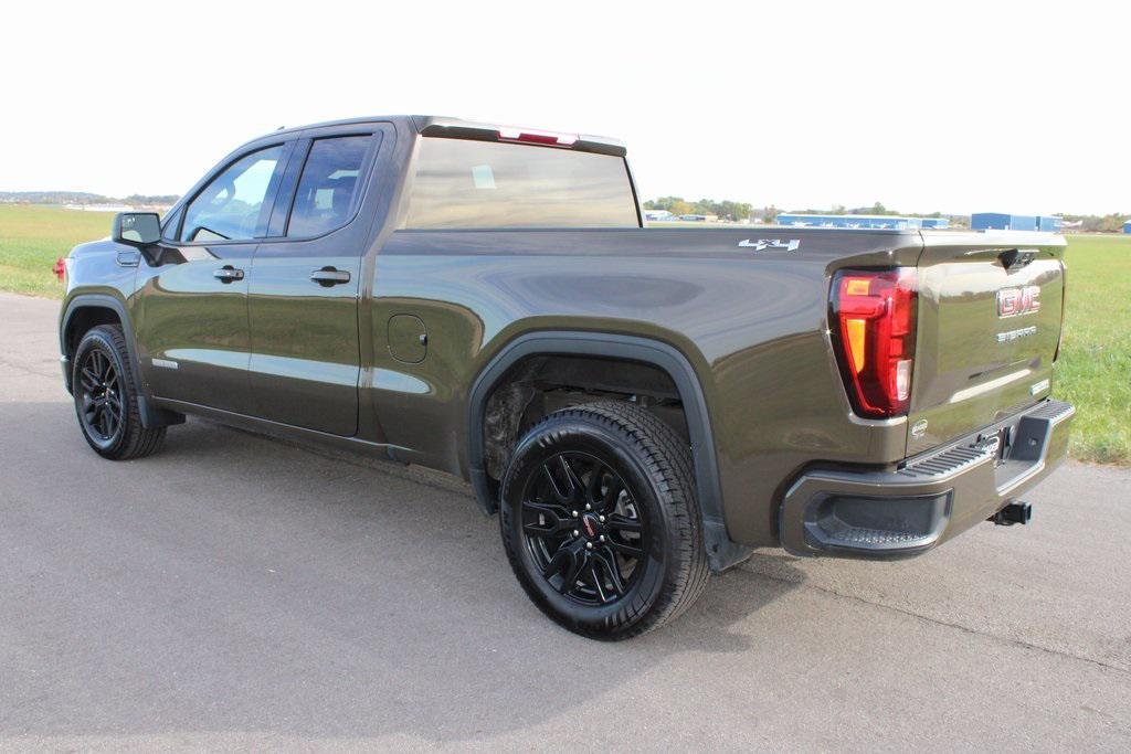 used 2023 GMC Sierra 1500 car, priced at $33,000
