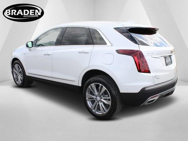 new 2025 Cadillac XT5 car, priced at $59,089