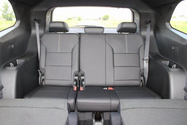 new 2025 GMC Acadia car, priced at $46,675