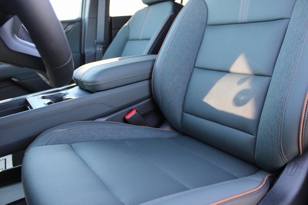 new 2025 GMC Acadia car, priced at $55,849