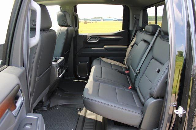 new 2025 GMC Sierra 1500 car, priced at $71,062