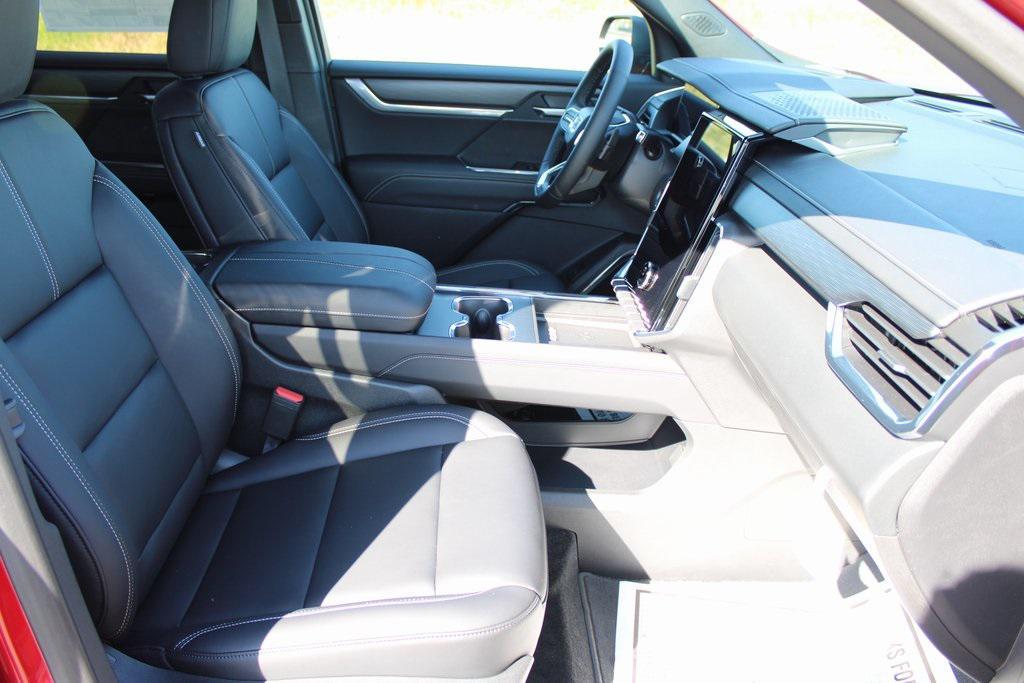 new 2025 GMC Acadia car, priced at $45,893