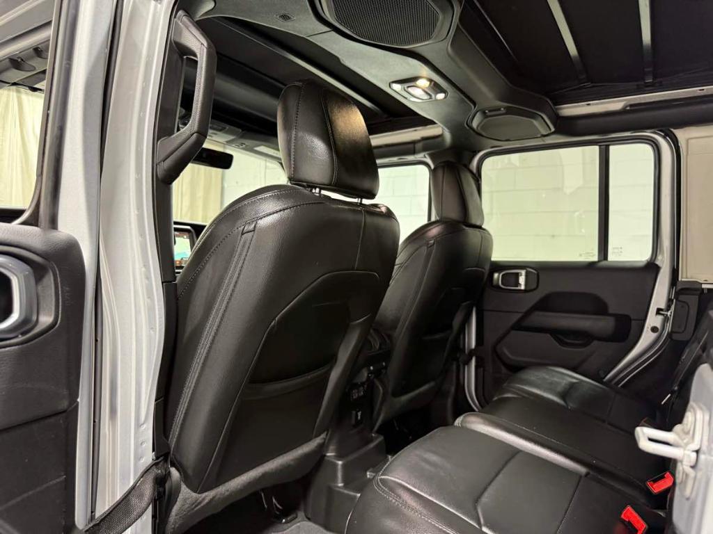 used 2022 Jeep Wrangler Unlimited car, priced at $38,985