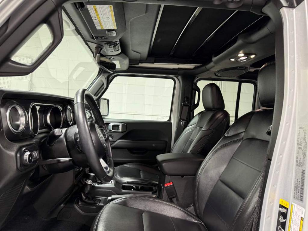 used 2022 Jeep Wrangler Unlimited car, priced at $38,985