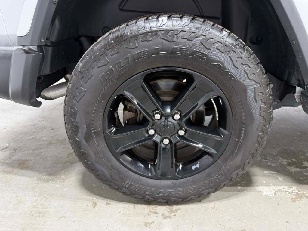 used 2022 Jeep Wrangler Unlimited car, priced at $38,985