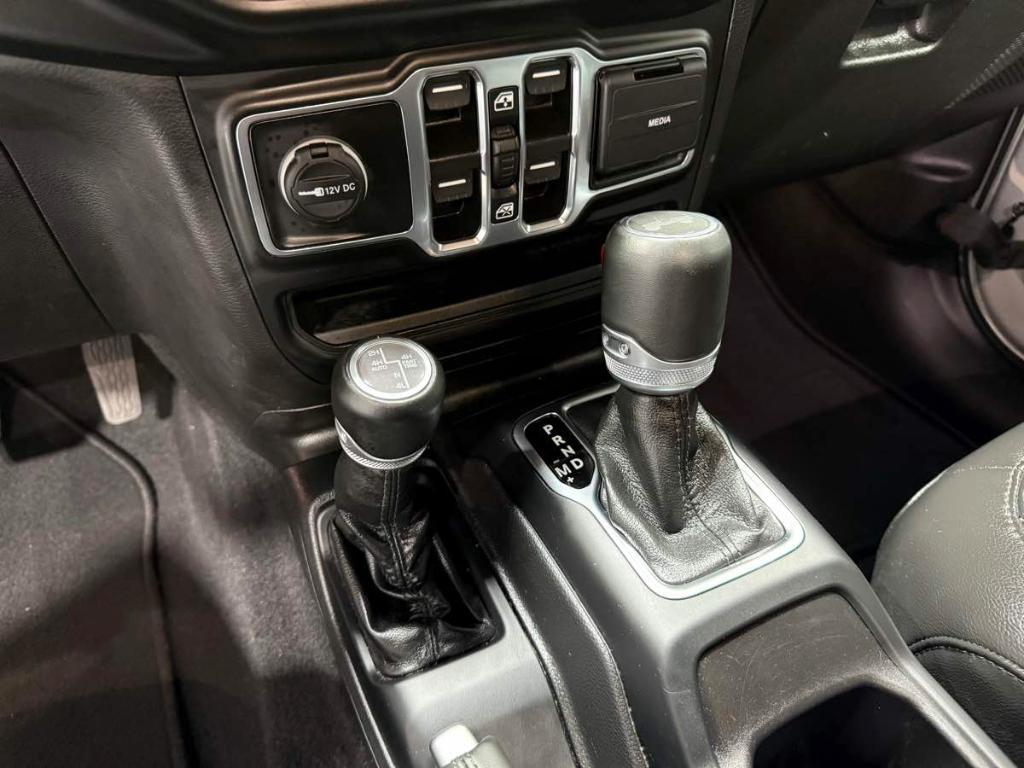 used 2022 Jeep Wrangler Unlimited car, priced at $38,985
