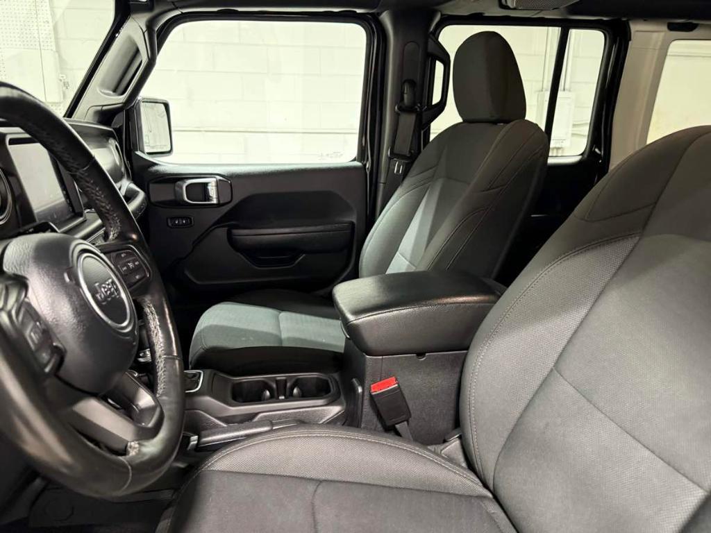 used 2022 Jeep Wrangler Unlimited car, priced at $36,985