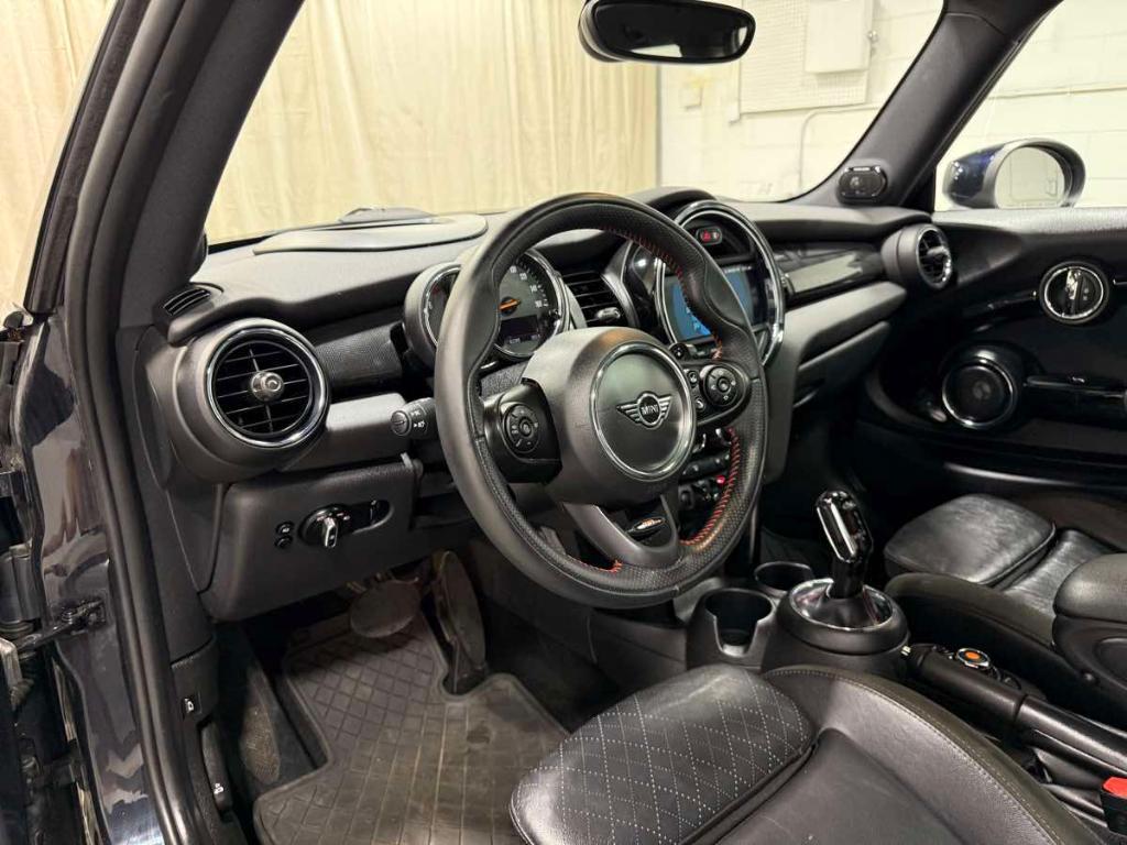 used 2020 MINI Hardtop car, priced at $18,985