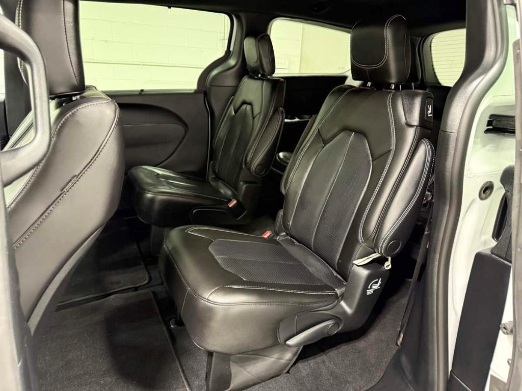 used 2023 Chrysler Pacifica car, priced at $36,985