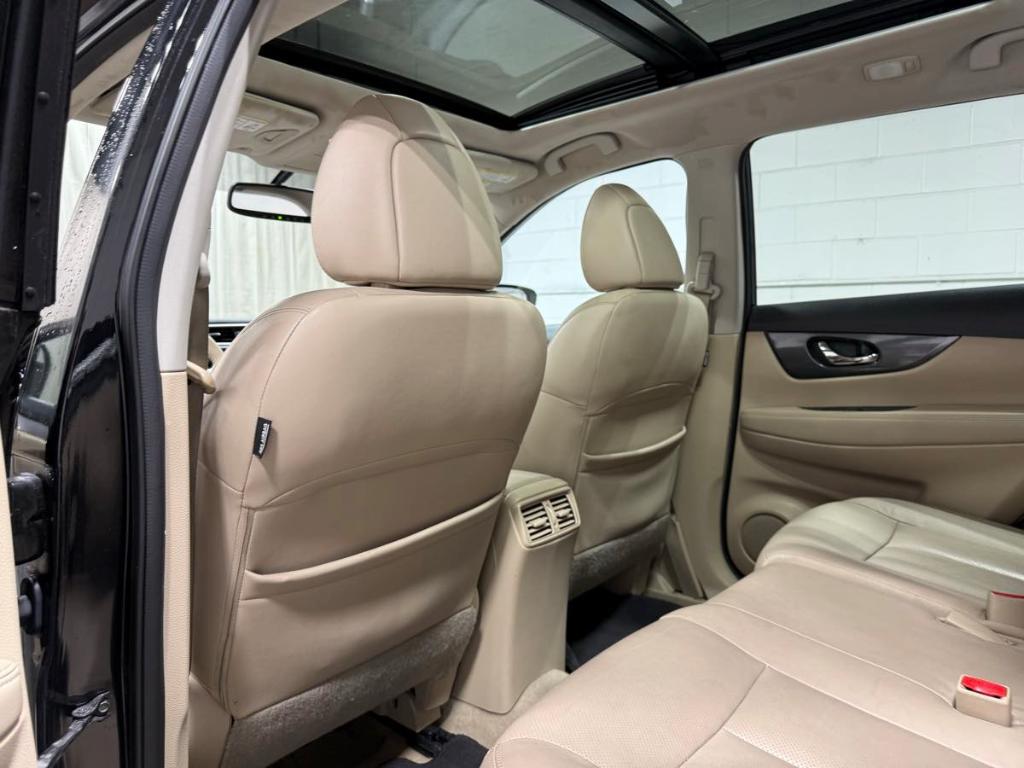 used 2015 Nissan Rogue car, priced at $14,985