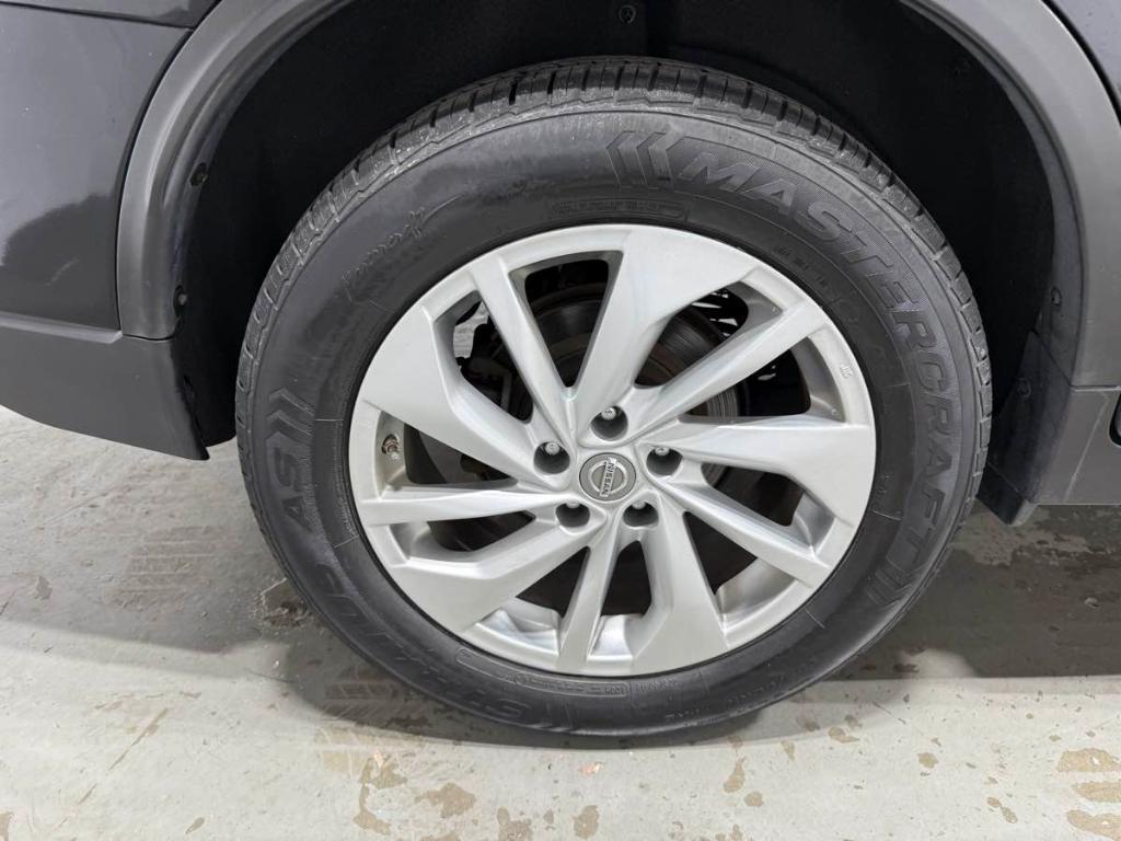 used 2015 Nissan Rogue car, priced at $14,985