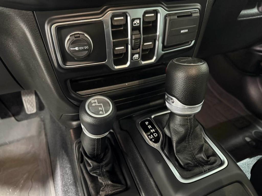 used 2022 Jeep Gladiator car, priced at $35,985