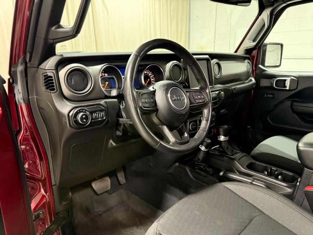 used 2022 Jeep Gladiator car, priced at $35,985