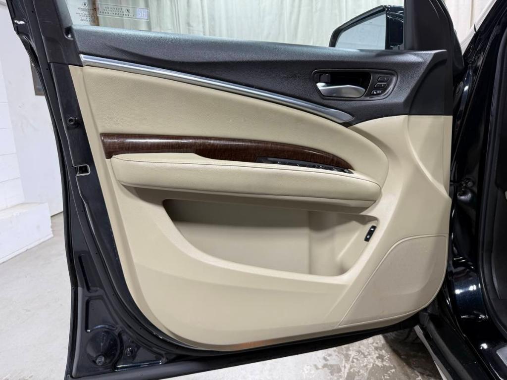 used 2020 Acura MDX car, priced at $31,985