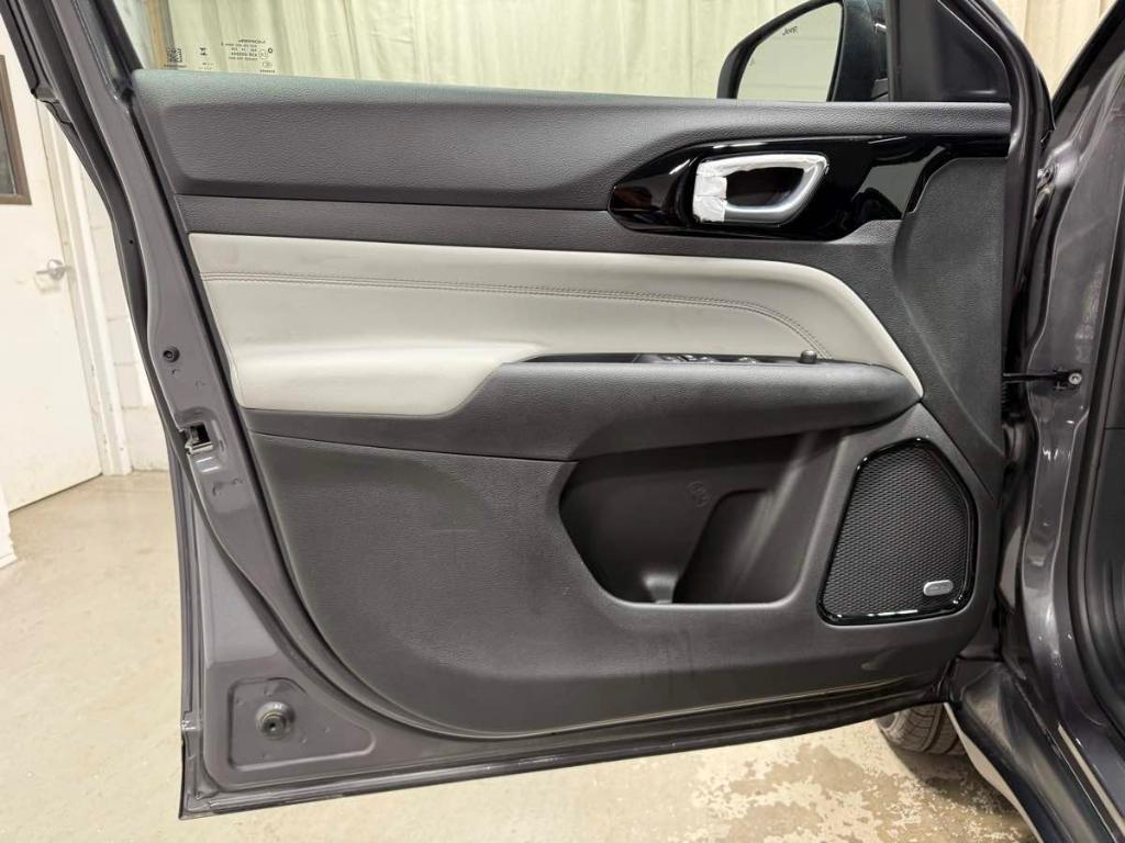 used 2024 Jeep Compass car, priced at $30,985